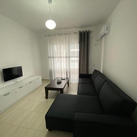 Vlora'S Apartment מראה חיצוני תמונה
